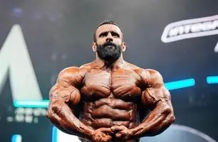 هادی چوپان دل هواداران را به لرزه در آورد! پسر تو بهترینی!+ویدیو