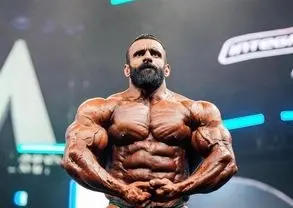 هادی چوپان دل هواداران را به لرزه در آورد! پسر تو بهترینی!+ویدیو