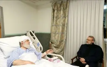 عیادت لاریجانی از رئیس بنیاد شهید