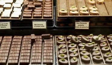 واردات بی‌رویه شیرینی و شکلات تولید ملی را نابود کرده/قانون منع ورود کالای لوکس به مجلس می‌رود