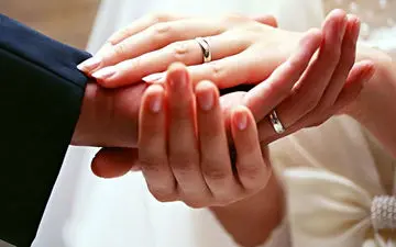 بازداشت عروس و داماد در هواپیما / آنها رفتار بی‌شرمانه انجام دادند!