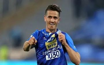 ملی پوش آبی پوشان پنالتی زن تیم شد