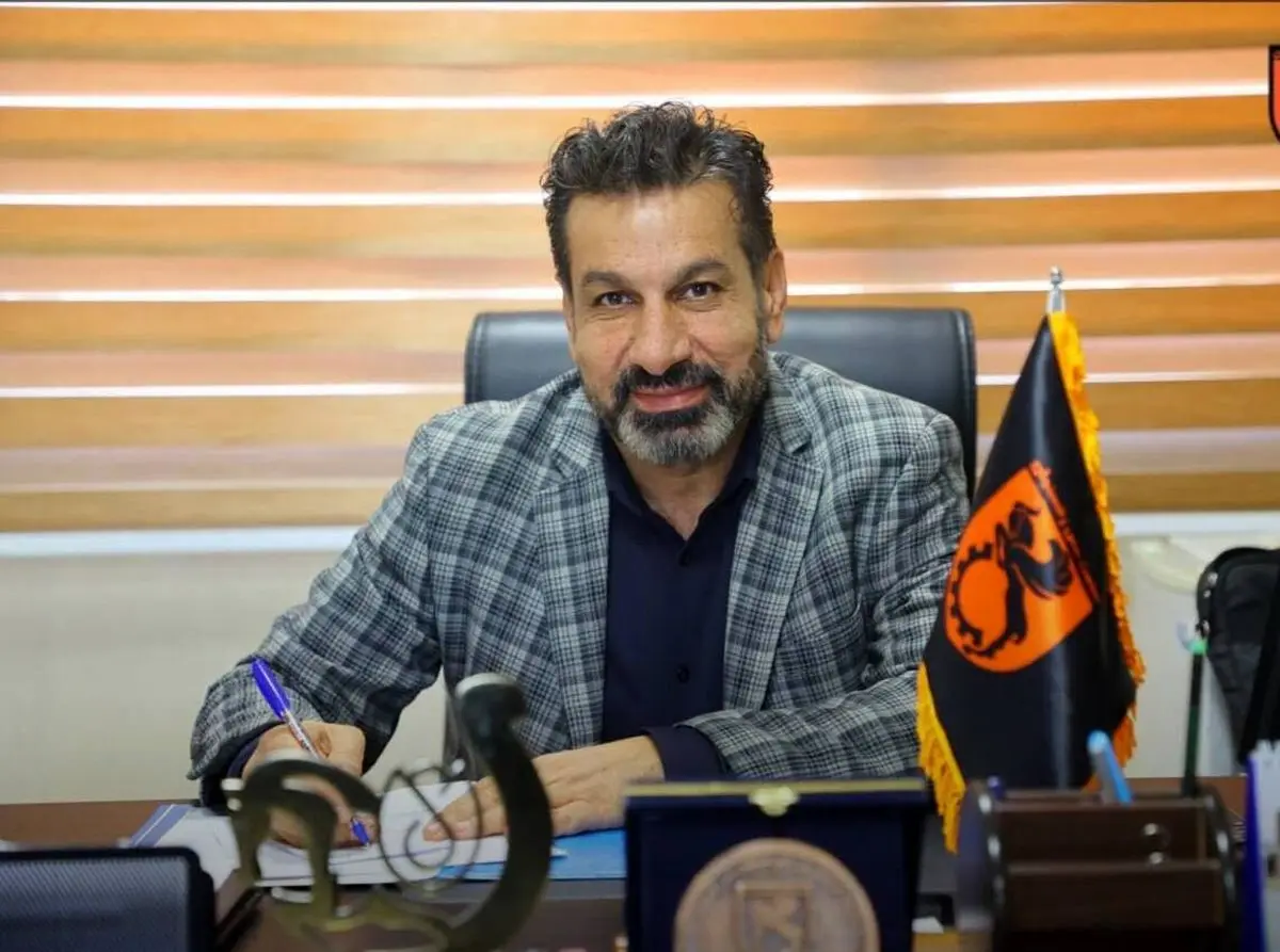 مومنی: قلعهنویی حق دارد از بازیکنان جوان استفاده نکند؛ تیم ملی جای آموزش نیست