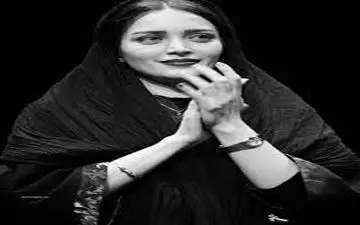 سلفی بهنوش طباطبایی با پوشش و حجابی متفاوت 