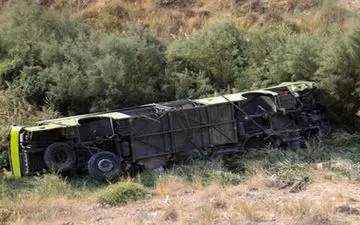 واژگونی مرگبار اتوبوس در محور ساوه همدان