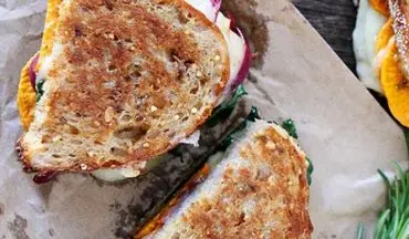 طرز تهیه کلاب ساندویچ پنیری| برای تغذیه مدرسه عالیه!