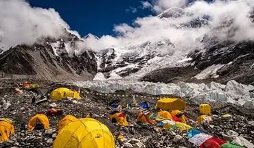 مرگ 2 کوهنورد در اورست تایید شد
