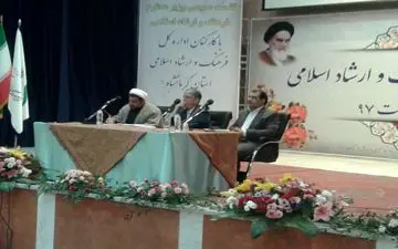 تقویت ظرفیت‌های مردمی در عرصه فرهنگ و هنر یکی از این برنامه‌هاست