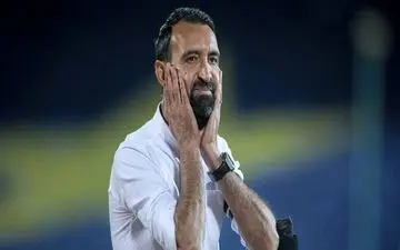 انتقاد تند سرمربی هوادار از داور بازی با پیکان
