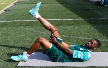 یامگا به بیمارستان منتقل شد، وضعیت مدافع فرانسوی فعلا نامشخص