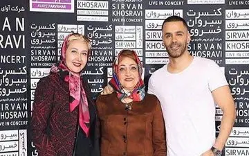  خواننده مشهور در کنار مادرش و کتایون ریاحی/ عکس