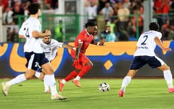  تساوی پرسپولیس و ملوان در نیمه نخست 