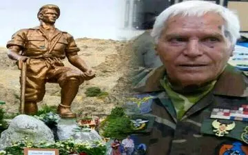 تنها ایرانی که از رییس جمهور آمریکا مدال شجاعت گرفت را بشناسیم