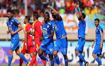 نمی‌دانم برانکو منشا را می‌خواست یا نه؛ شفر بر اساس توانایی او را جذب کرده