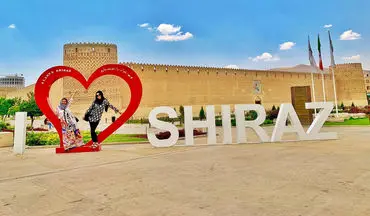 شیراز، شهر گل و بلبل: سفری به باغ‌های دل‌انگیز شیراز