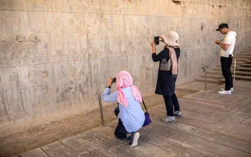 ایران‌گردی با افزایش عوارض تضعیف می‌شود