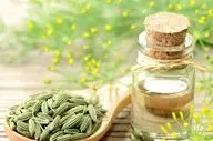 دیگه برای مشکلات پوستی نمیری دکتر اگه خواص روغن رازیانه رو بدونی!