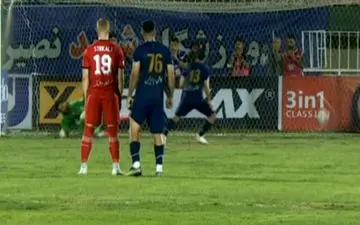 گل دوم چادرملو به تراکتور + ویدئو