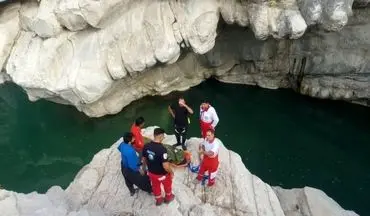 کشف جسد زن 45جوان در رودخانه کرج پس از چند ساعت جستجو