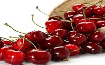 نرخ هر کیلو گیلاس ۱۰۰ هزار تومان
