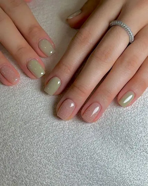 طرح ناخن‌های ساده و رنگی