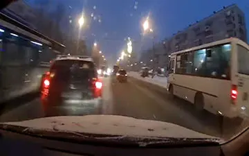 عاقبت لایی کشیدن در اتوبان برفی + فیلم 