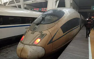 شست و شوی قطارها چگونه انجام می‌شود؟ + فیلم