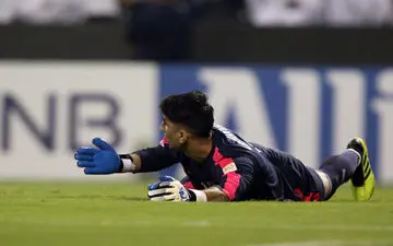 کمک سردار آزمون به بیرانوند برای مهار پنالتی