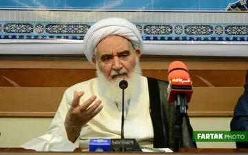 باید دستاوردهای نظام را به گوش جوانان برسانیم تا فریب دشمنان را نخورند
