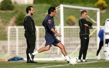 مجیدی: فردا یک بازی زیبا می‌بینیم / امیدوارم ظرفیت ورزشگاه تکمیل شود