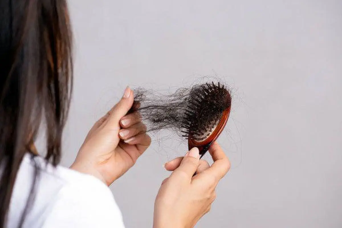 
ریزش مو تا چه حد اندازه نرمال است؟