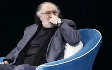 داریوش ارجمند:آبرویم را با سر سوزن جمع کردم