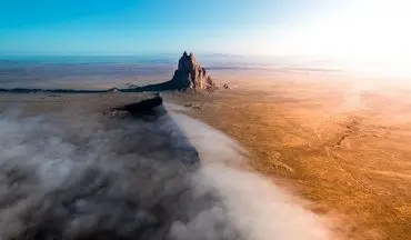  عکس منتخب نشنال جئوگرافیک |طلوع در صخره های عجیب مه آلود