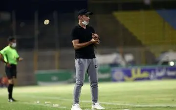 علیرضا اشرف: گل‌محمدی با ما قرارداد دارد و می‌ماند
