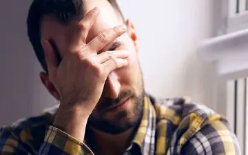 ۱۷ خوراکی که افسردگی را تشدید می کند