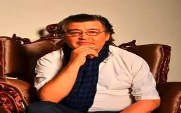 همچنان فیزیوتراپی می شوم/کاری به من پیشنهاد نمی‌شود