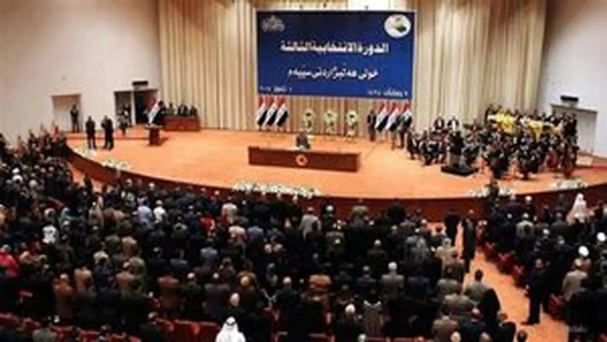 درخواست نظامی پارلمان عراق از العبادی