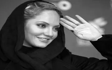 مهناز افشار در حال سیگار کشیدن! 