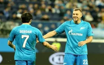 قدرت خط حمله زینت با ستاره تیم ملی ایران 