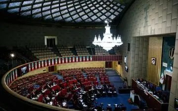 الویری: طرح‌های شورای عالی استان‌ها در مجلس بلوکه شده است