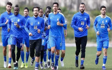 مذاکره بی‌نتیجه آبی‌ها با مهاجم محبوب