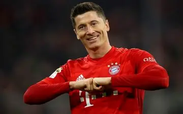 لواندوفسکی برترین مهاجم 5 لیگ معتبر اروپا در کمترین زمان