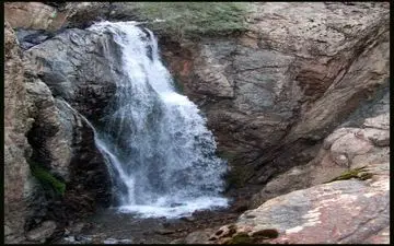 آبشارهای بوژان و مناظر بهشتی