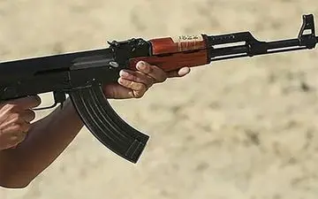 تعقیب و گریز گسترده برای دستگیری تروریست‌های نیکشهر
