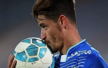 سورپرایز مدافع ملی پوش در بازگشت به اردوی استقلال + عکس