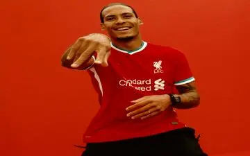  رونمایی از پیراهن جدید لیورپول