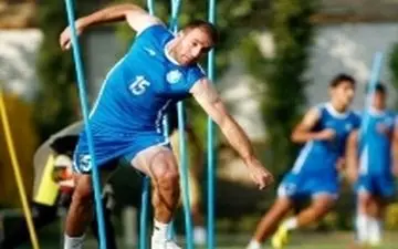 بند عجیب قرارداد یک بازیکن و دردسر بزرگ استقلال