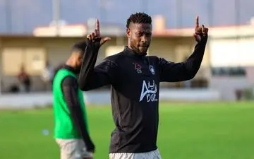 جمعه غایب استقلال مقابل مس کرمان

