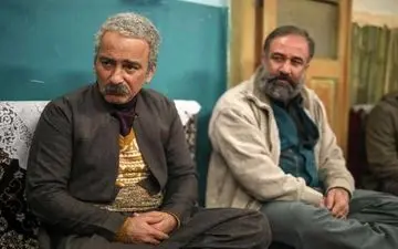 رونمایی بازیگر دوست داشتنی از همسر زیبا و جوانش| این عکس عاشقانه حمیدرضا آذرنگ و همسرش دل همه را برد!