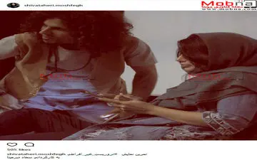 تیپ و ژست شیوا طاهری سر تمرین نمایش (عکس)